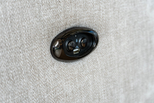 New York 2.5 Seater Pebble – Pre-order now!